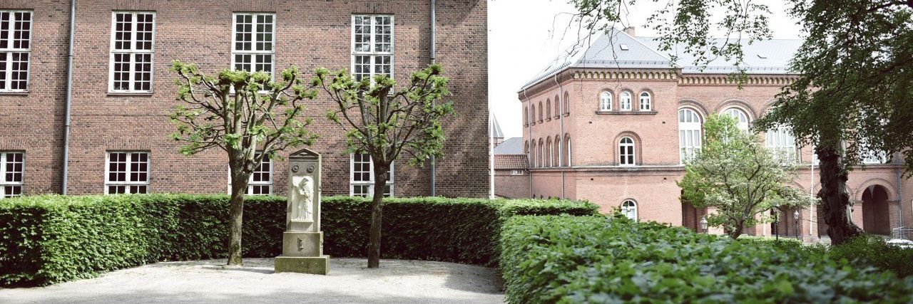 Hans Tausens minde i Domkirkekvarteret